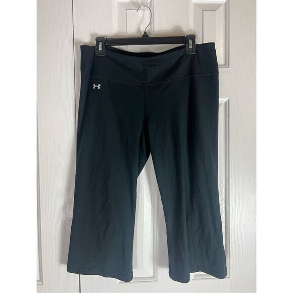 Underarmour Womens Black Cropped Pants Size L - Picture 1 of 3